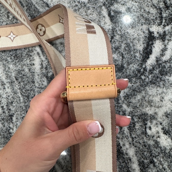 Louis Vuitton Speedy 20 Bandouliere Beige Strap - Picture 5 of 10